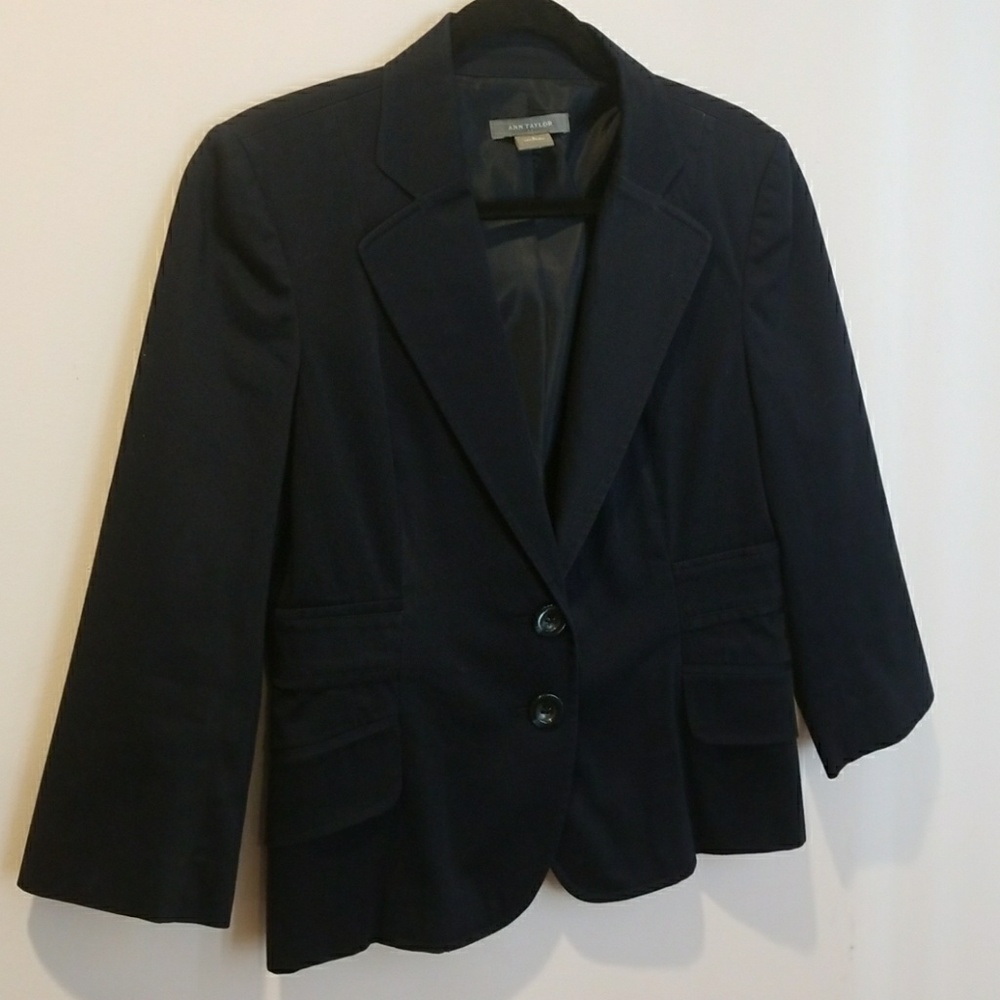 Ann Taylor navy blue blazer 8 euc